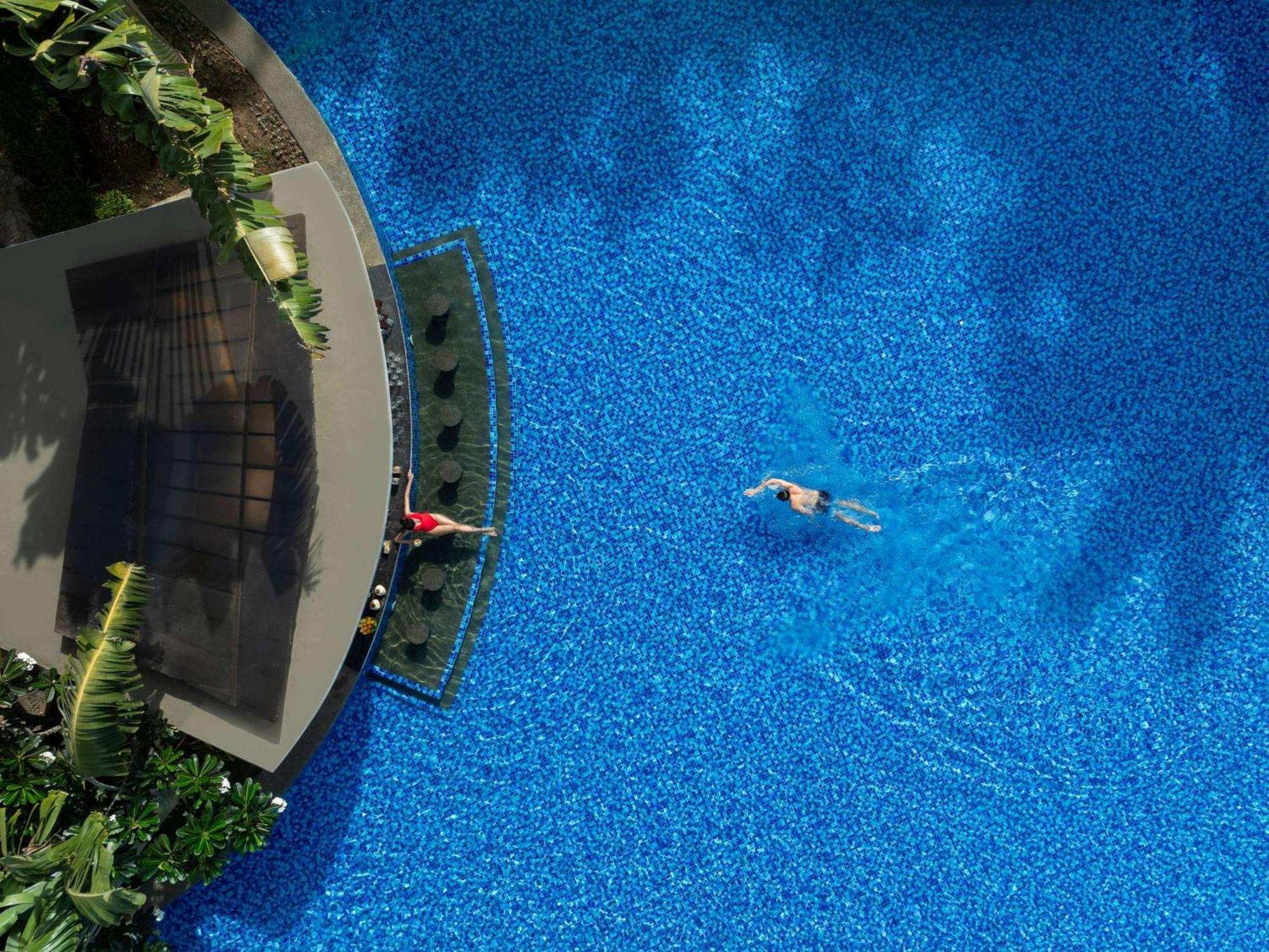 Movenpick Resort & Spa Boracay Yapak Εξωτερικό φωτογραφία Aerial view of the pool
